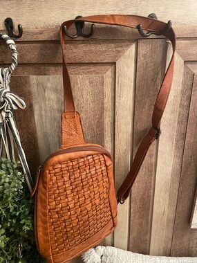 Vilenca sling bag❤️❤️❤️